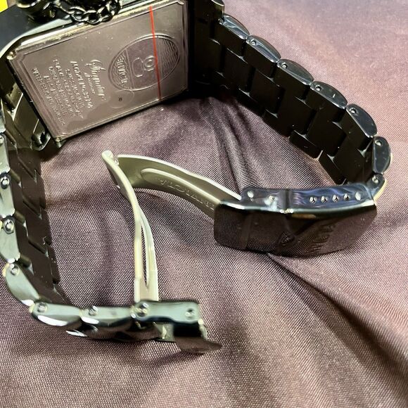 INVICTA Pro Diver 39704 Swiss made Movement Case 45mm Men's Watch - Picture 8 of 14